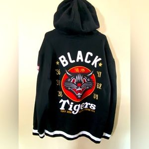 Iro-ochi Black Tigers Hoodie